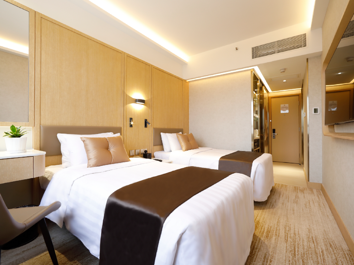 B P International - Club Floor - Twin Bed Room