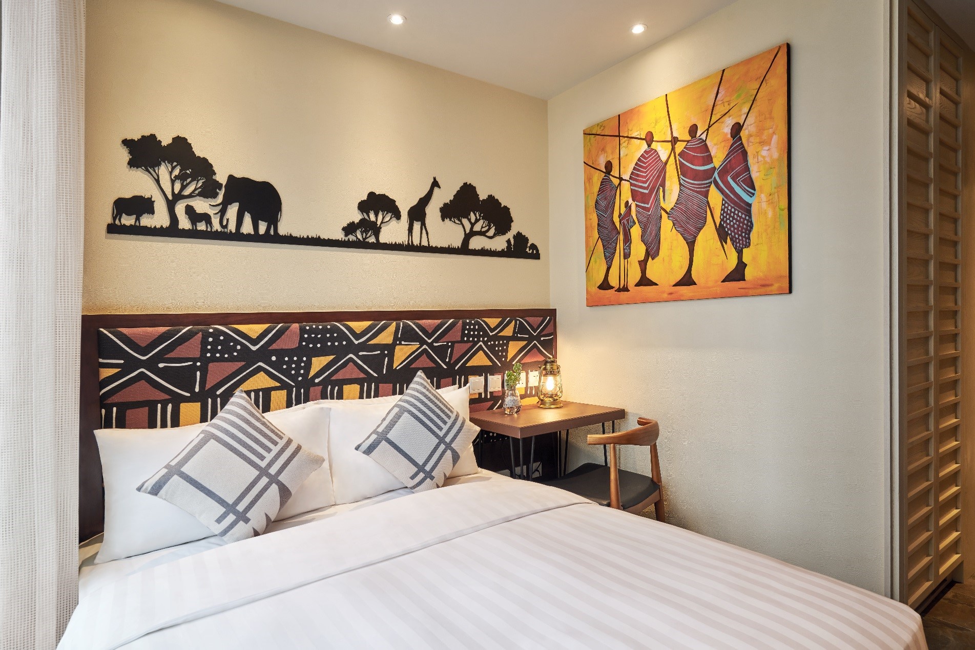 Hotel COZi • Resort - Africa Room