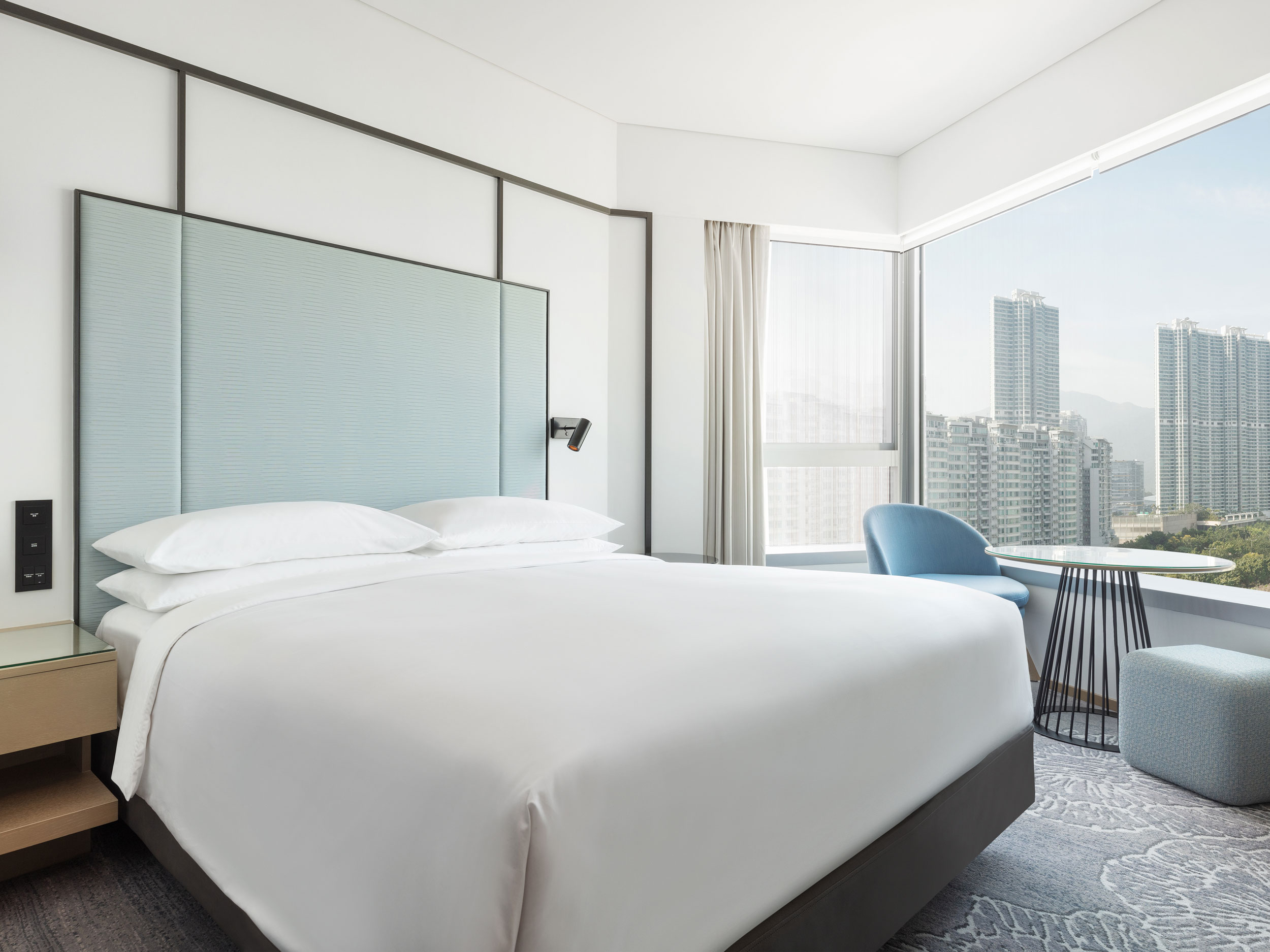 Four Points by Sheraton Hong Kong Tung Chung  - Traditional Room King 