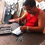 6. Découvrez un pan de l'histoire et des traditions hongkongaises dans les ateliers de ses meilleurs artisans.